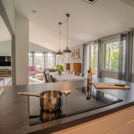 Large modern house, perfect for northern lights hunting