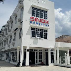Sinok Homestay Parapat, hotel en Parapat