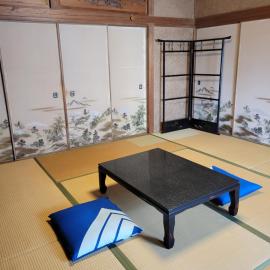 ゲストハウス鷹乃巣, hotel u gradu 'Shingu'