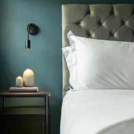 Monmouth Apartments, hotel i Bath
