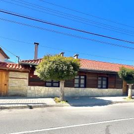 Къща за гости Чифликъ 2, hotelli kohteessa Kotel