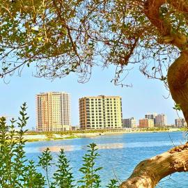 Luxury Suite Sea View With Smart Entry, hotel in Al Khobar