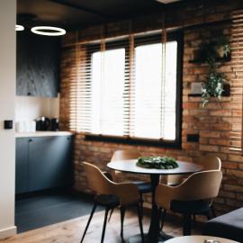 Apartament WROTA DO PUSZCZY Z SAUNĄ, hotel di Hajnówka