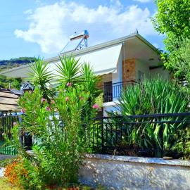 INDEPENDENT RESIDENCE WITH a VIEW โรงแรมในอัสโปรวาลตา