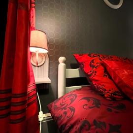 Chambre Anthracite: Chénérailles şehrinde bir otel