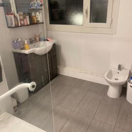 Apparemment 1 chambre proche gare