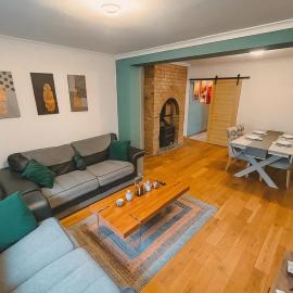 Entire luxury house Free Parking accommodations for contractors and long stays, hotel a Birmingham