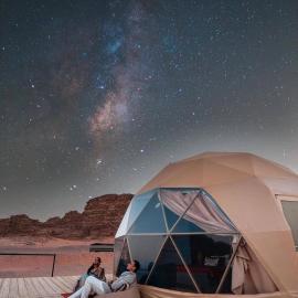 RUM HiLTON lUXURY CAMP, מלון בDisah