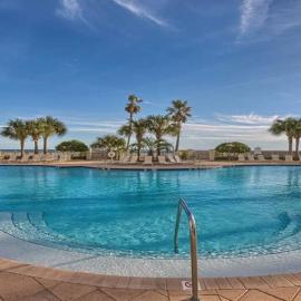 Bristol 109 - Beachfront Unit on Ground Floor-Steps to the Pool