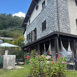 casa vacanza l'Oleandro, מלון בPoggiridenti