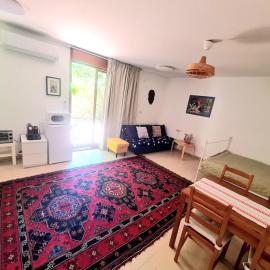 Housing unit in a spectacular village, hotel i Kefar Weradim