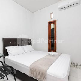 Wisma Radya Syariah RedPartner, hotel a Serang