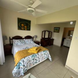 Fish Bay Getaway, hotell i Barracuda