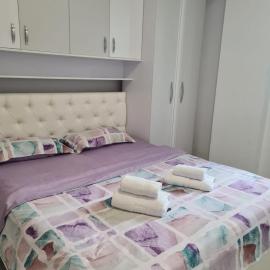Luxury Property with 1bdm Radauti, ξενοδοχείο σε Rădăuţi