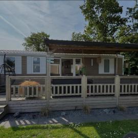 Chalet Küstenzauber, hotel en Renesse