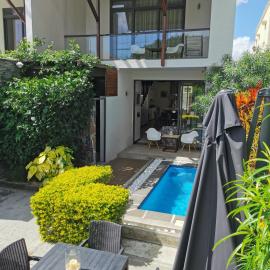 LA VILLA 1 Deluxe3 Mont Choisy MAURITIUS, hotel in Mont Choisy