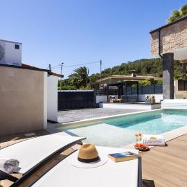 Villa Celestina lujo y piscina climatizada en plena naturaleza