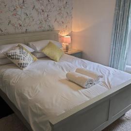 Gray's Cottage 2 Bedroom Nestled in the heart of Crawley, hotel di Crawley