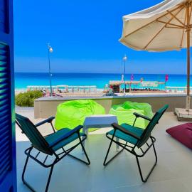 Blue House villa, hotel in Marsa Matruh