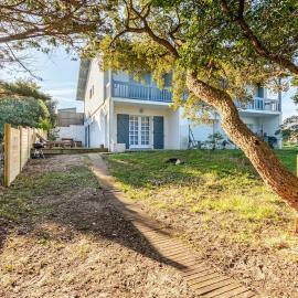 T3 Les Anémones à 50m de la plage avec grande terrasse et grand jardin, hotel in Soorts-Hossegor