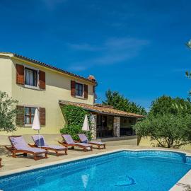 Villa Braidizza in Kavran - Haus für 7 Personen