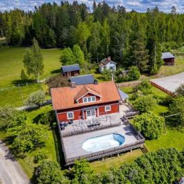 Stora Huset – hotel w mieście Lindesberg