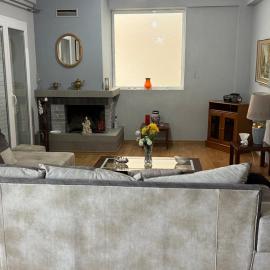 Besa Apartment, hotel in Buçimas