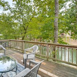 Pet-Friendly Lake Desoto Townhome w/ Swim Dock!