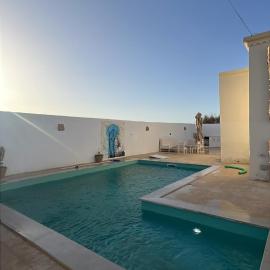 Dar tannich, hotell i Erriadh
