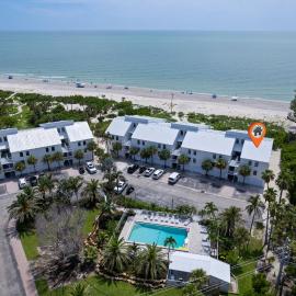 Viesnīca Beach Villa 2011 - Captiva One Bedroom Deluxe Beachfront Residence pilsētā Keptiva