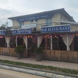 LE SPORTING, hotel sa Beaumont-sur-Lèze
