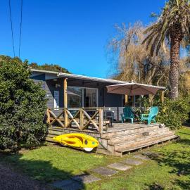 Beach Bliss - Steps to Onetangi