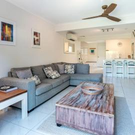Barbados Hideaway near the Sparkling Noosa River