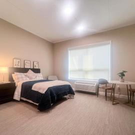402 Modern Brand New Studio Apartment