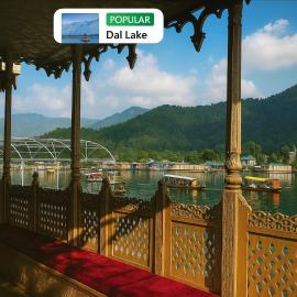 Nazneen Group Of Houseboats