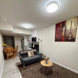 Newly Built Cozy Cove Suite