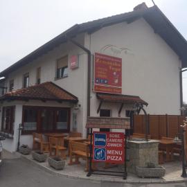 Guest house Okrepčevalnica Zemonska vaga, hotel in Ilirska Bistrica