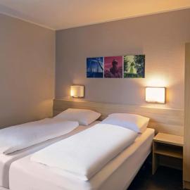 B&B HOTEL Krefeld-Süd, hôtel à Krefeld