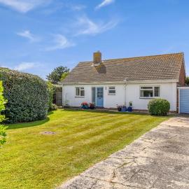 21 Owers Way, West Wittering