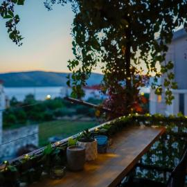 Apartmani Dalmacija - Modern Apartments 2 Min to Beach & Parking