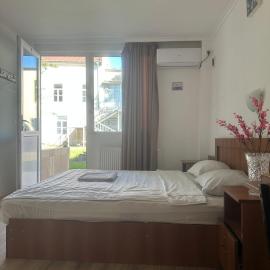 King13, hotel v Kutaisi