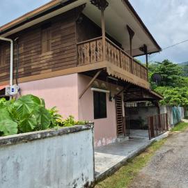 Homestay Sayang Salmah, hotel in Balik Pulau