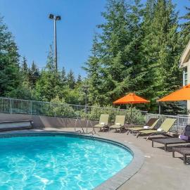 Woodrun Lodge 517 | Large Ski-In Ski-Out Condo by Upper Village w/ Mountain Views & Shared Hot Tub