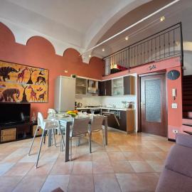 Old Town, Loft with Square View