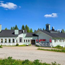Hotel Ukkis & Safaris - A self-service hotel, hotelli Ukkohallassa