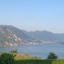 Villa Mirella: Casa vista lago con piscina