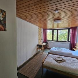Zimmer 4, hotel v destinaci Gomadingen