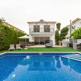 TelMar Royal Villa Sea View, hotel in Mazotos