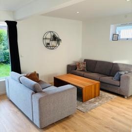 Modern Family Apartment near Aalesund