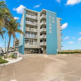 Island Inn Beach Resort, viešbutis mieste St Pete Beach
